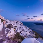 Exclusive Hotel Fira (Santorini)