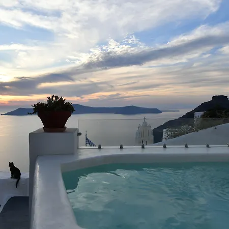 Exclusive Hotel Fira (Santorini)