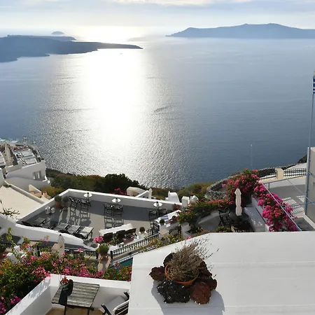 Exclusive Hotel Fira (Santorini)