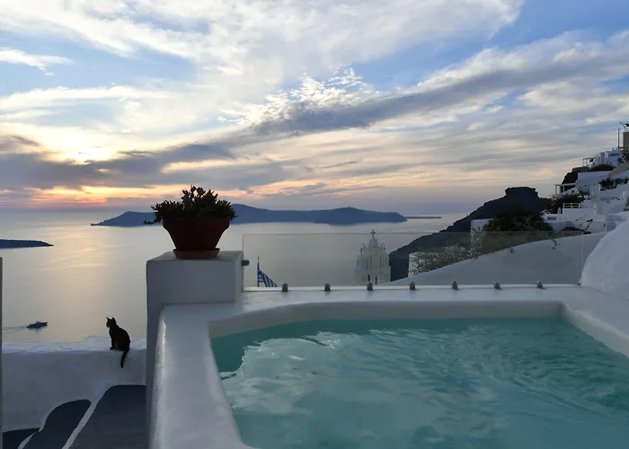 Exclusive Hotel Fira (Santorini)