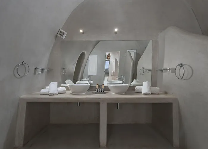 Exclusive 3* ثيرا