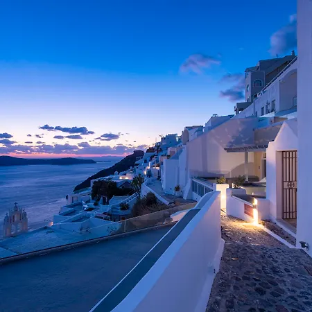 Exclusive Fira (Santorini)