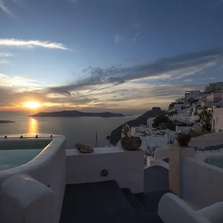 Exclusive Hotel Fira (Santorini)
